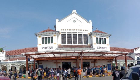 Stasiun Cirebon Bangunan Cagar Budaya yang Kini Berusia 111 Tahun, Masih Kokoh Berdiri