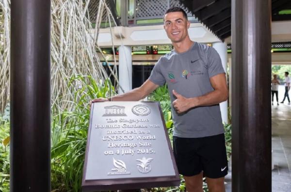 Bukan Sepak Bola, Ternyata Ini Olahraga yang Dimainkan Cristiano Ronaldo di Singapura