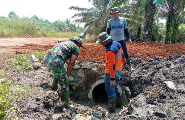 Hari Penutupan TMMD Kian Dekat, Pembukaan Akses Jalan Desa Air Bulin - Tebing Sudah 94 Persen