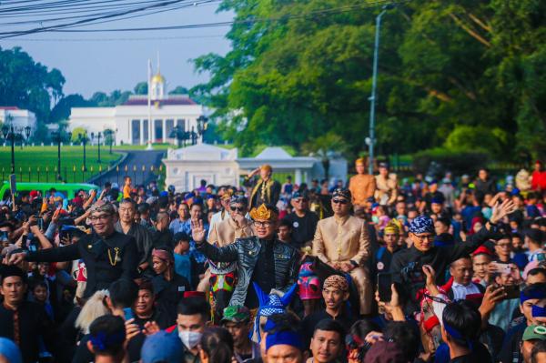 Bima Arya, Sandiaga Uno dan Ridwan Kamil Kompak Berkuda Meriahkan Helaran HJB ke-541
