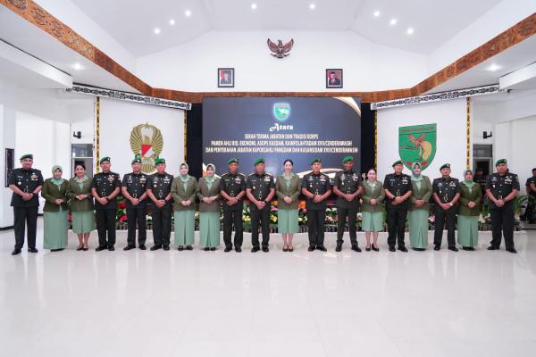 Mayjen TNI Izak Pangemanan Pimpin Sertijab dan Tradisi Korps Pejabat Kodam XVII/Cenderawasih