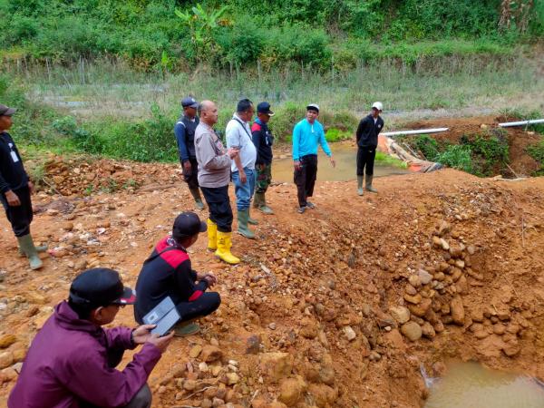 Tragis Penambang Emas Ilegal Tewas Tertimbun Longsor Saat Mendulang Di Lengkong Sukabumi