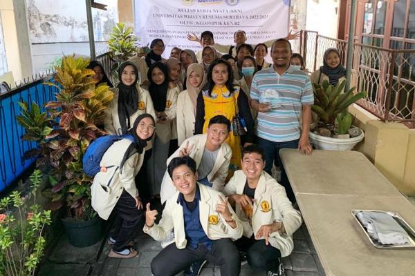 KKN di Kebangsren Surabaya, Mahasiswa UWKS Bantu Warga Maksimalkan Budidaya Ikan Lele