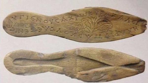 Sandal Wanita Berusia 1.500 Tahun Ditemukan, Berisi Pesan Manis dalam Bahasa Yunani