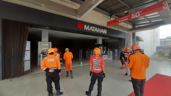 Penyebab Kebakaran Matahari Dept Store Tasikmalaya Diduga Dari ...