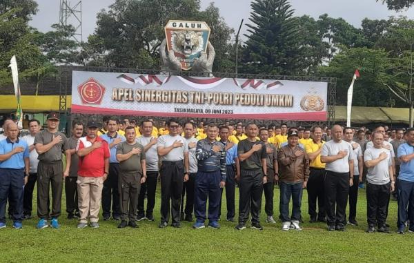 Wagub Jabar Uu Ruzhanul Ulum Pimpin Apel Sinergitas TNI-Polri Jelang Pilpres 2024 di Tasikmalaya