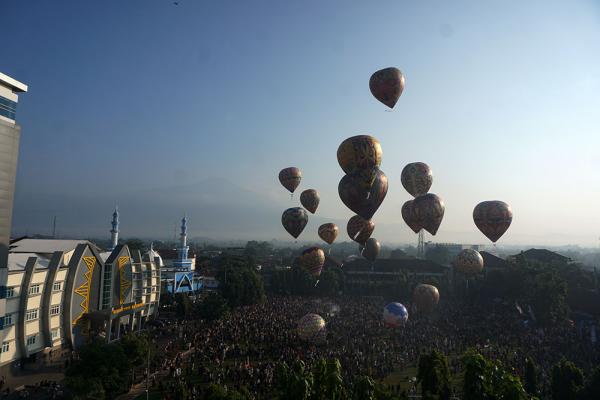 Keren, Begini Penampakan Festival Balon Udara yang Diserbu Ribuan Pengunjung