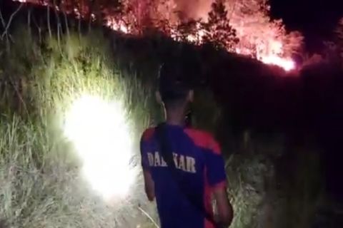 Kebakaran Hutan dan Lahan Melanda Objek Wisata Gle Radar Aceh Terbakar