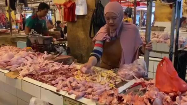 Jelang Idul Adha, Harga Daging Ayam Meroket Rp50 Ribu/kg di Kuningan