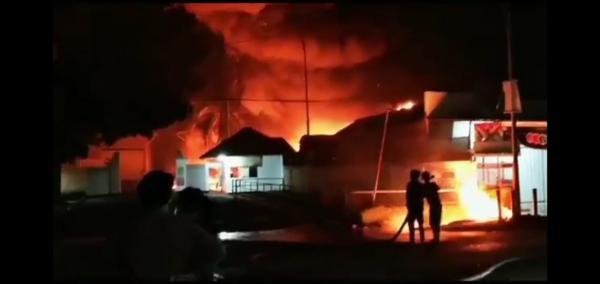 Breakingnews! Pabrik PT PFM di Jawilan Kabupaten Serang Terbakar