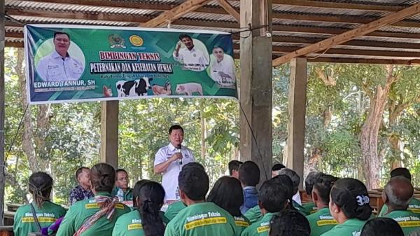 Gelar Bimtek di TTU, Edward Tannur Anggota Komisi IV DPR RI Bahas juga Cara Antisipasi Rabies