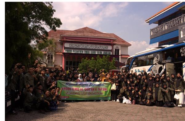 Mahasiswa IAT UIN Salatiga Gelar Kunjungan Dinamika Agama dan Budaya Lokal di Jawa Timur