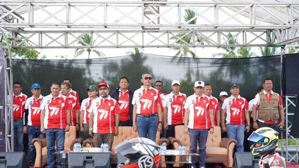 Kapolda  Buka Kejuaraan Road Race Piala Kapolda Sulbar Sambut Hari Bhayangkara ke-77