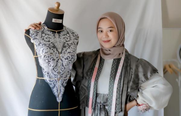 Kisah Inspirasi, Gadis Cantik di Ponorogo Sukses Bangun Startup Fashion