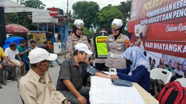 VIDEO: Polresta Bogor Kota Gelar Pemeriksaan Kesehatan Sopir Angkot dan Ojol