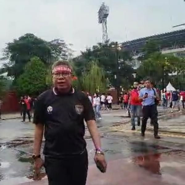 Taufan Pawe Boyong Keluarga ke Stadion GBK Dukung Timnas Indonesia Hadapi Argentina