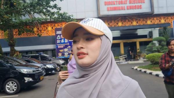 Inara Rusli Datangi Polda Metro Jaya, Diduga Terkait Laporan Perselingkuhan Virgoun