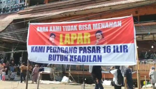 Viral Tangisan Histeris Pedagang Pasar 16 Ilir Palembang, Lapaknya Digusur Satpol PP