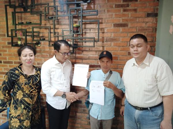 Sepakat, Kasus Penipuan Anak Tukang Bubur Masuk Polri di Cirebon akhirnya Damai