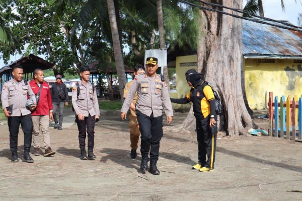 Jelang Hari Bhayangkara Ke 77 Polresta Revitalisasi Situs Budaya Tugu Pekabaran Injil Di Tanah Tabi 9349