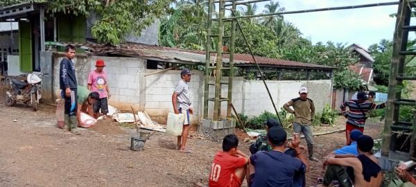 Begini Cara Pemuda Desa Sukasenang Cijaku Percantik Lingkungan