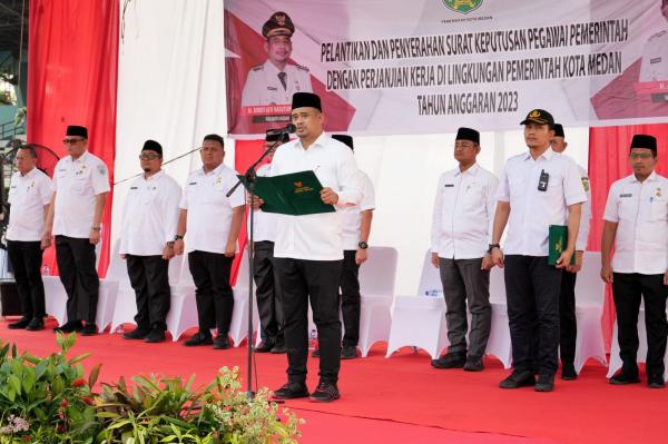 Pelantikan 1153 PPPK, Wali Kota Medan: Jadilah Aparatur yang Bertanggung Jawab