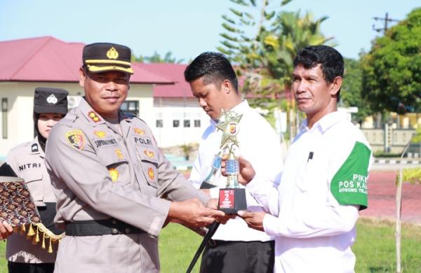 Polres Aceh Singkil Gelar Apel Kasatkamling, Serahkan Hadiah Pemenang Lomba Poskamling