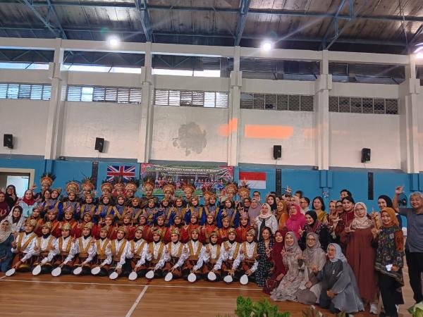 Meriahkan Festival Seni di Inggris, SMA Labschool Kenalkan Budaya Indonesia ke Kancah Dunia