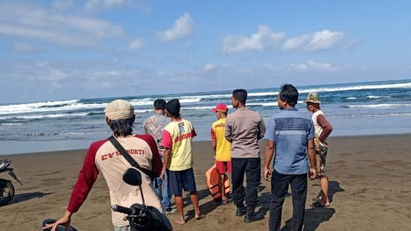 Anak SD Tewas Tenggelam di Pantai Sindangkerta Tasikmalaya Saat Berenang Bersama 4 Temannya