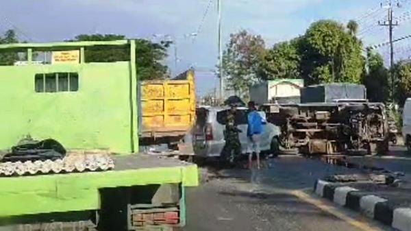 Antri Berputar Arah, Tiga Kendaraan Ditabrak Dump Truk di Boyolali