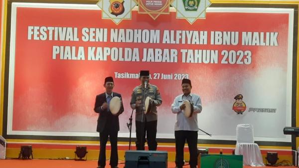Festival Seni Nadhom Alfiyah Ibnu Malik Piala Kapolda Jabar 2023 di Tasikmalaya: Pesan Kehidupan