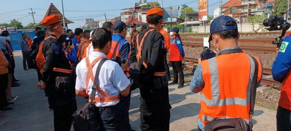 Tingkatkan Keselamatan Di Perlintasan Sebidang Kai Daop 3 Cirebon