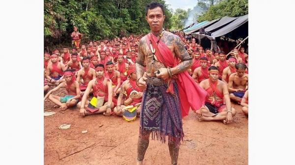 Lebih Dekat dengan Panglima Jilah, Panglima Perang Suku Dayak Kalimantan yang Paling Ditakuti