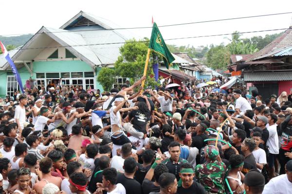 Rayakaan Idul Idha, Tradisi Karnaval Abdau di Negeri Tulehu Kembali Digelar