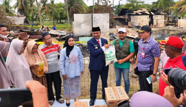 PLN Nusantara Power Beri Bantuan Kepada Korban Kebakaran di Lhokseumawe