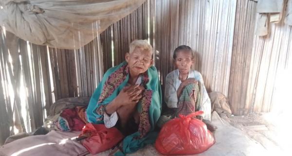 Kisah Pasutri Lansia Bertahan dalam Gubuk Reot di Maubeli Timor Tengah Utara
