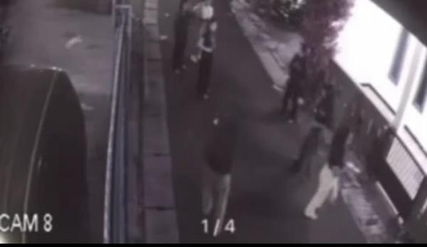 Viral! Video Dua Kelompok Wanita Bentrok di Tangsel