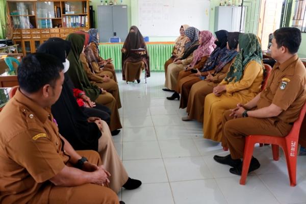 Gairahkan Semangat Siswa, SD Negeri 08 Lubuk Gaung Buat Pojok Baca