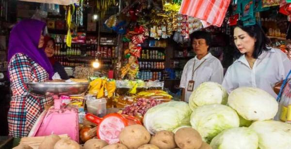 Pemkot Ambon Andalkan Operasi Pasar untuk Menjaga Laju Inflasi