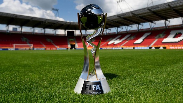 Sambut Piala Dunia U-17, SIER, Waras FC dan Pemkot Surabaya Gelar Pertandingan Sepakbola Trofeo