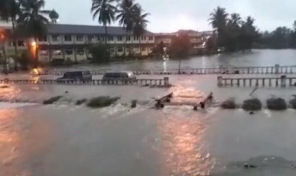 Banjir Ponpes Miftahul Huda Manonjaya Tasikmalaya, Uu Ruzhanul Ulum: Sering Terjadi Sejak Saya SD