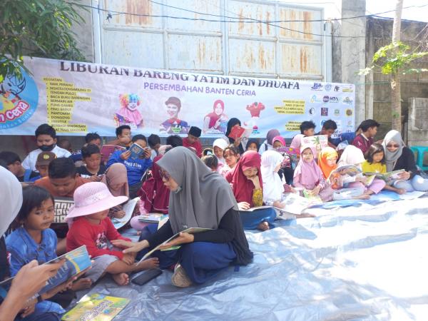 Komunitas Banten Ceria Ajak Anak Yatim dan Dhuafa Liburan ke Pulau Merak Kecil