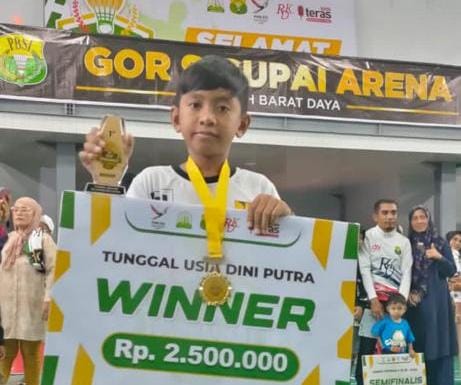 Atlet Cilik Bulutangkis PUPR Plus Aceh Barat Sabet Mendali Emas
