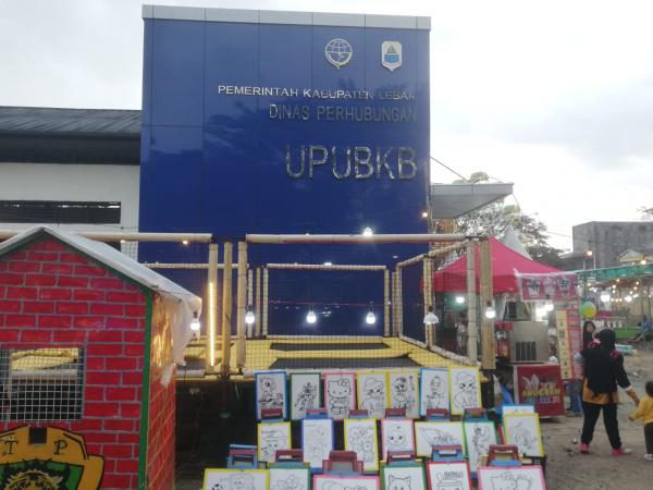 Gedung Baru UPU PKB Terminal Simpang  Dijadikan Pasar Malam