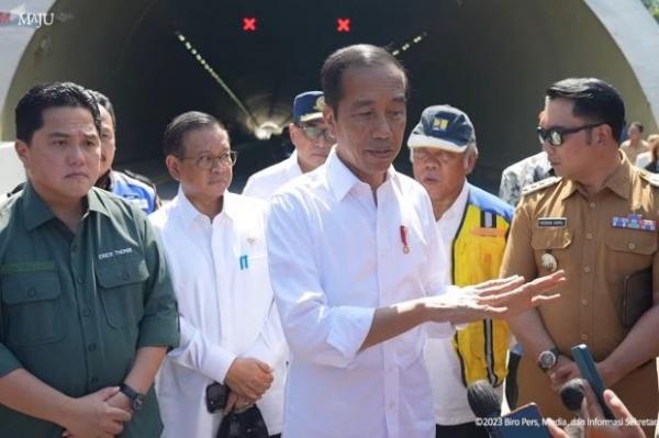 Jokowi Tegaskan Soal Pertemuan dengan Prabowo di Istana Hanya Bahas Isu Pertahanan