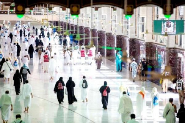 Hari ini 435 Calon Jemaah Haji Asal Banten Bertolak ke Madinah Arab Saudi
