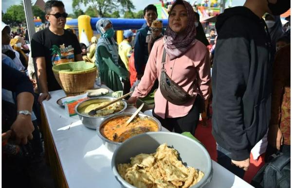 Bupati Kebumen Siapkan Pesta Rakyat saat Ngunduh Mantu, Ada 10 Ribu Paket Makan Berbagai Menu