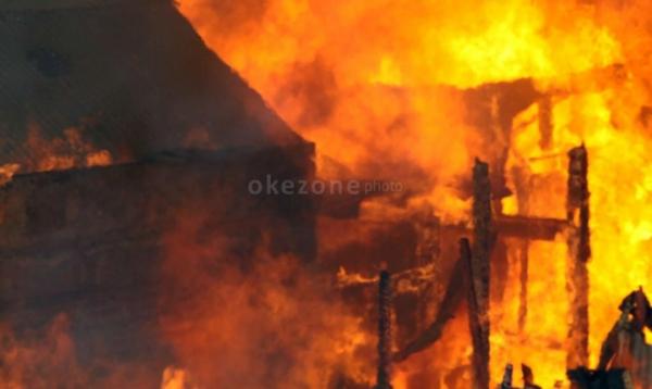 Tragis! Rumah Panggung Terbakar, Pria Lansia di Lebak Tewas Terpanggang