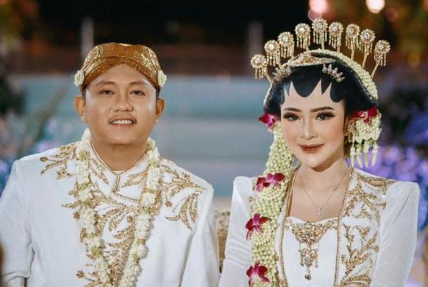 Denny Caknan Ungkap Hubungan Ranjang Usai Menikah, Netizen: Bergetar Dengkulnya 