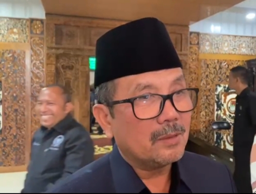 Pilwu Serentak di Cirebon Tetap Dilaksanakan, Bupati Tegaskan Tak Bisa Cabut Perbup